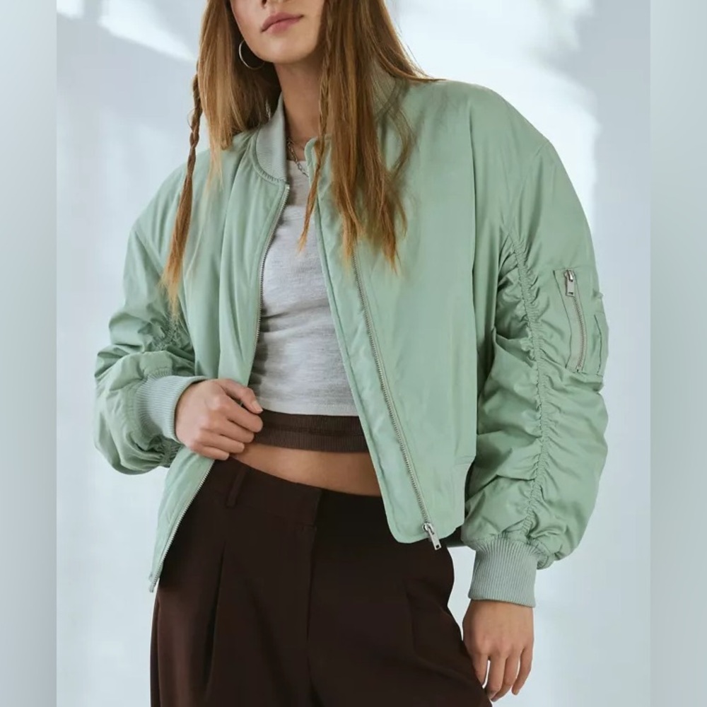 NWOT UO BDG Charlie Barrel Sleeve Bomber Jacket